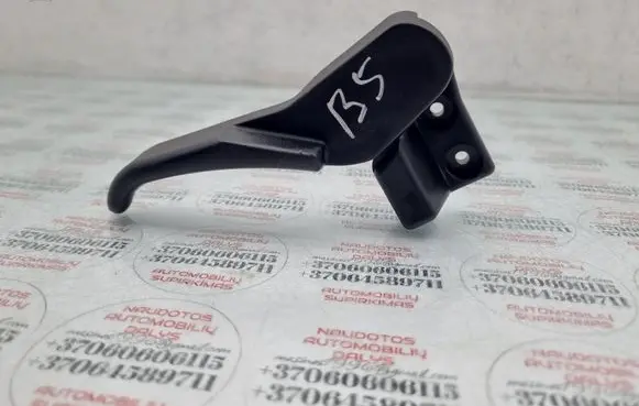 Volkswagen PASSAT B5 Engine bonnet (hood) release handle 3B1823533