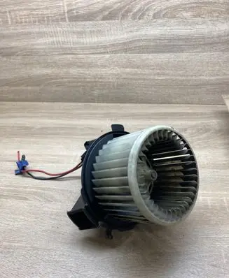 Peugeot 307 Heater fan/blower 593220400