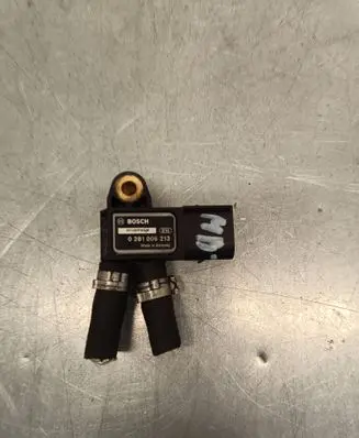 Mercedes-Benz B W246 W242 Exhaust gas pressure sensor 0281006213 201020T0453E