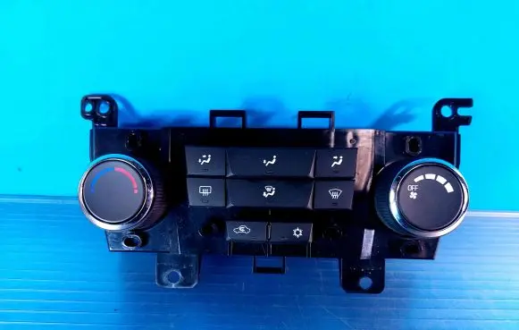 Chevrolet Cruze Climate control unit 387054 12002066