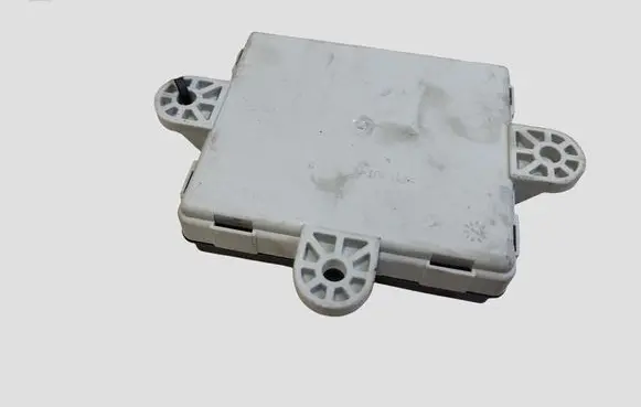 Volvo V40 Door control unit/module 31343044