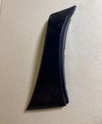 Toyota RAV 4 (XA10) Rear fender molding trim 
