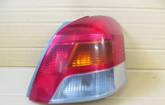 Toyota Yaris Rear/tail lights 0D-53