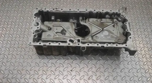 Volvo XC90 Oil sump 30713677