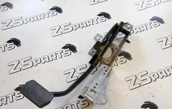 Ford Grand C-MAX Brake pedal AV612467GA 12461