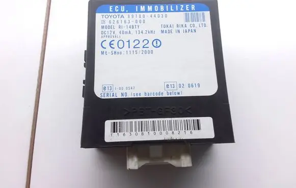 Toyota Avensis Verso Immobilizer control unit/module 8978044030 626163000