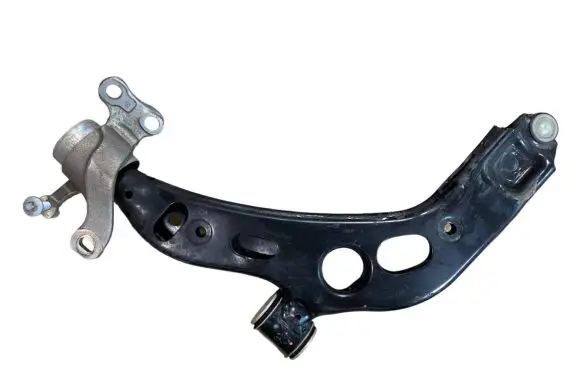 Mini Cooper Countryman F60 Front control arm 6879844 31126879844
