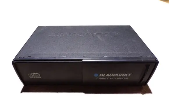 Audi A6 S6 C4 4A CD/DVD changer BP7777T6525609 7607777510