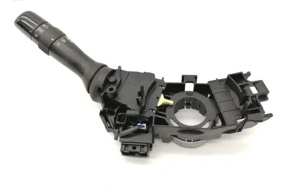 Toyota Avensis T270 Indicator stalk 17F373