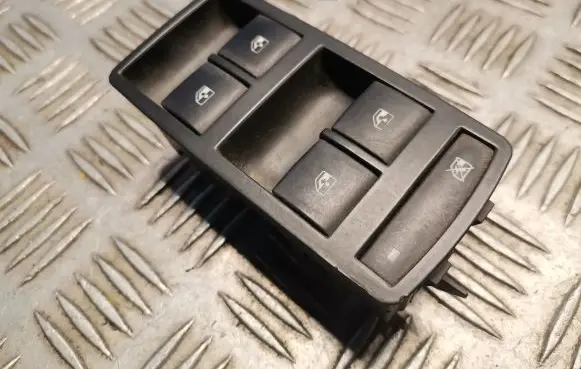 Opel Insignia A Electric window control switch 13305009
