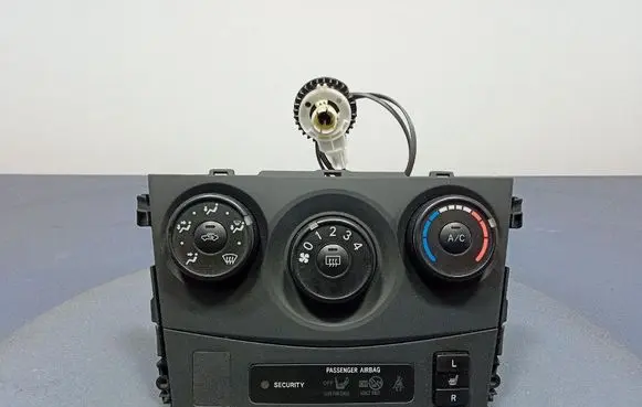 Toyota Corolla E120 E130 Climate control unit 5540612440