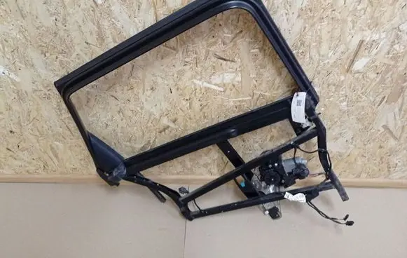 Audi A6 S6 C5 4B Rear door window regulator with motor