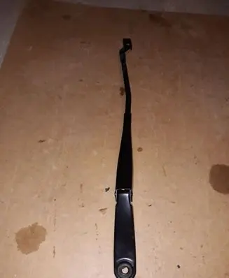 Volvo XC60 Windshield/front glass wiper blade 30753525