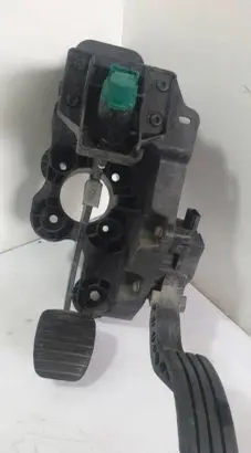 Renault Trafic III (X82) Brake pedal 465018560R