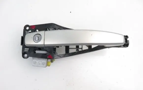 Opel Astra H Front door exterior handle 