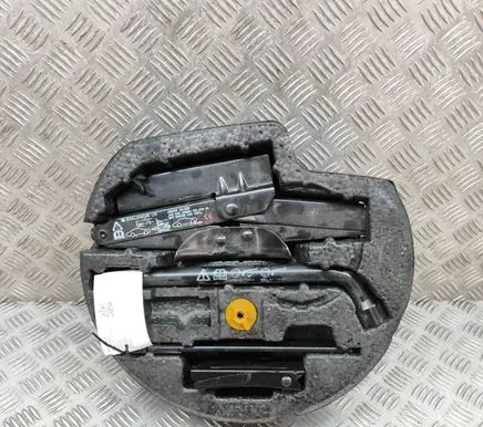 Jaguar XJ X40 Lift Jack MNA6365AA MNA6370AA