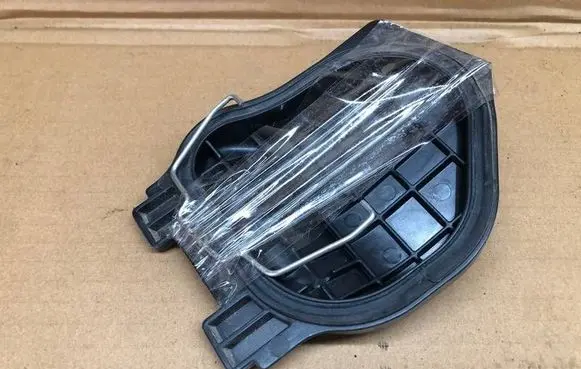 Volkswagen Multivan T5 Headlight/headlamp dust cover 