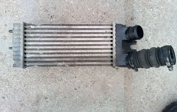 Citroen Xsara Picasso Intercooler radiator 874964GJ