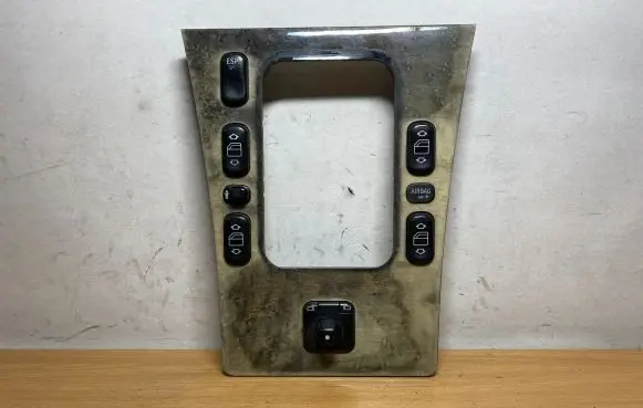 Mercedes-Benz E W210 Other switches/knobs/shifts 2108208410 C3842