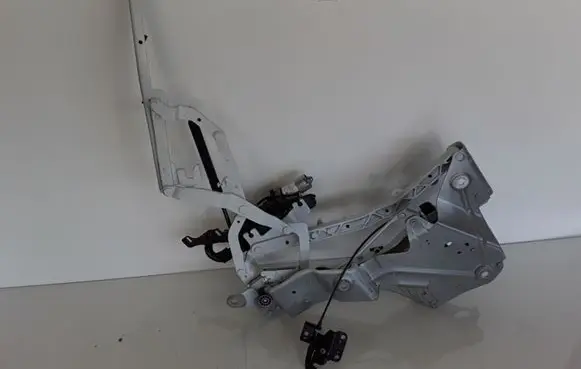 Renault Megane III Tailgate/trunk/boot hinge 972950001
