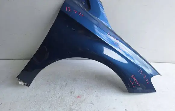 Mercedes-Benz B W246 W242 Fender