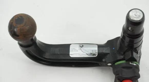 Volkswagen PASSAT B7 Tow bar 01000515R84500