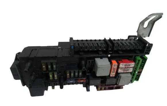 Mercedes-Benz E W212 Fuse box set A2129009622