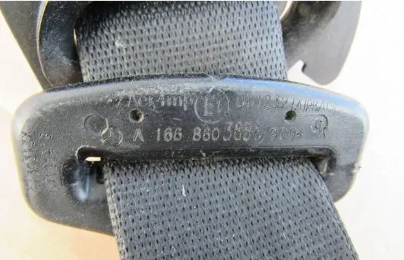 Mercedes-Benz ML W166 Set of seat belts A1668603884 061232140
