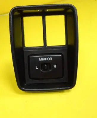 Wing mirror switch