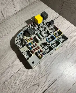 Fuse box set