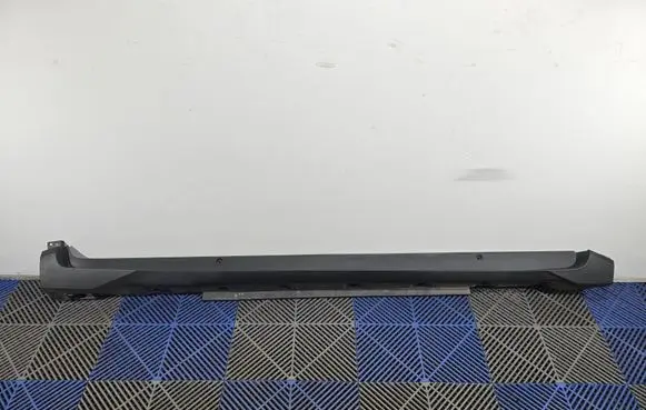 Toyota C-HR I Sill 