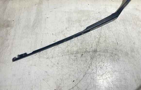 Audi A6 S6 C6 4F Front wiper blade arm 4F1955410