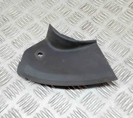 Jaguar XK - XKR Rear/tail light trim molding 6W83279A67BE
