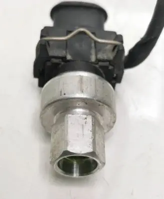 Volvo V70 Air conditioning (A/C) pressure sensor 31292004 21922