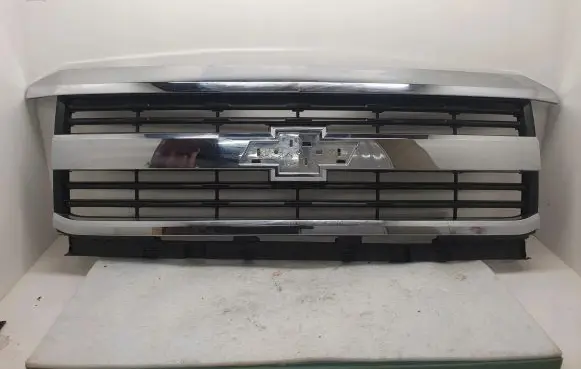 Chevrolet Silverado Front grill 22796386