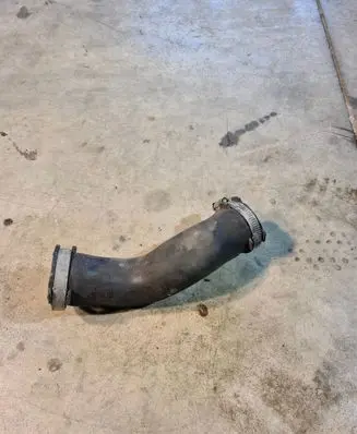 Audi Q7 4L Intercooler hose/pipe 7L8145980