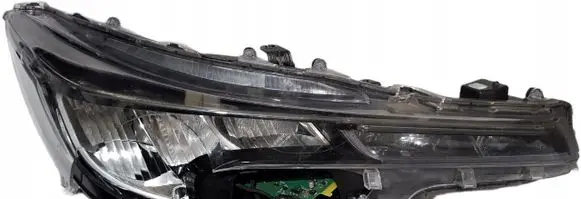 Toyota Corolla E210 E21 Headlight/headlamp 8111002S60