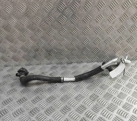 Engine coolant pipe/hose