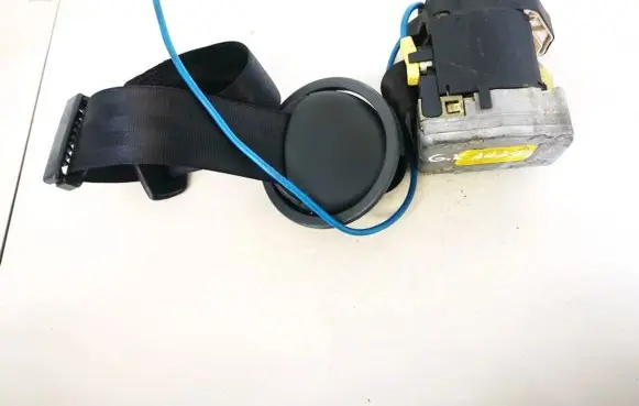 Audi A6 S6 C5 4B Rear seatbelt 4b5857805