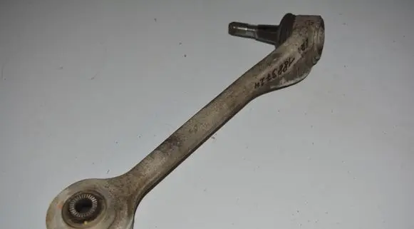 BMW 5 E60 E61 Front lower control arm/wishbone