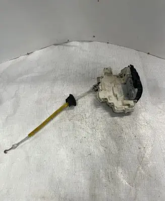 Audi A3 S3 8P Rear door lock 4F18379016 074822S