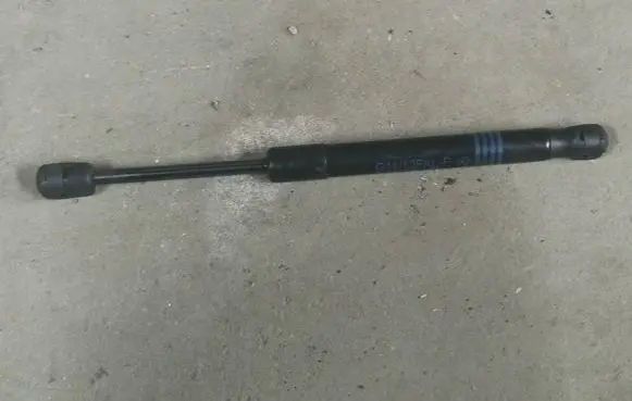 BMW 7 G11 G12 Front bonnet/hood damper/strut 7347402 2418900530N