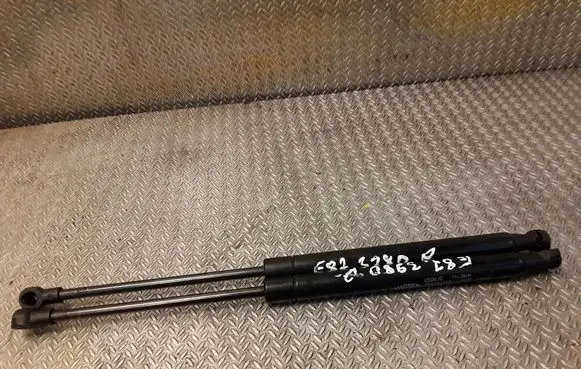 BMW 1 E81 E87 Front bonnet/hood damper/strut