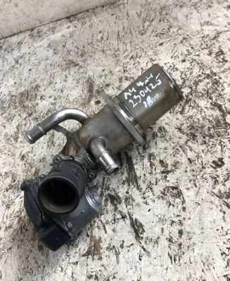 Audi A4 S4 B9 EGR valve cooler 04l131501b