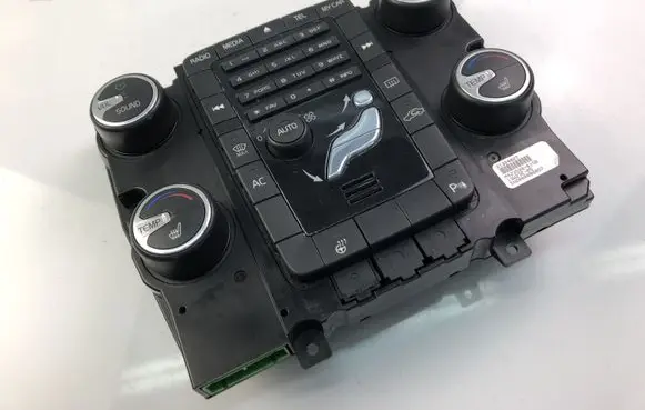 Volvo XC60 Climate control unit 31324827