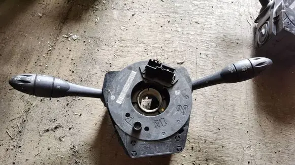 Mini One - Cooper Coupe R56 Airbag slip ring squib (SRS ring) MN16131 3451895 20537272002