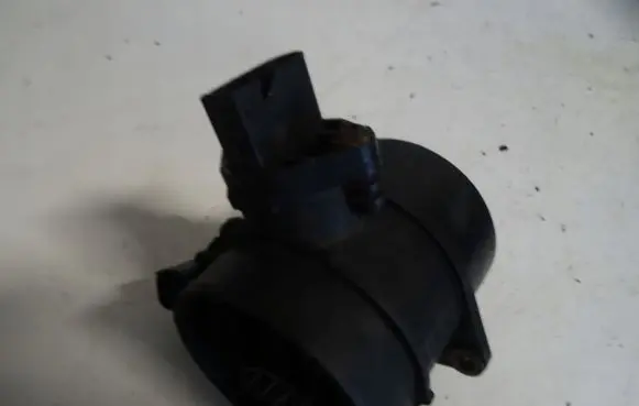 Mercedes-Benz C W203 Mass air flow meter 0281002535