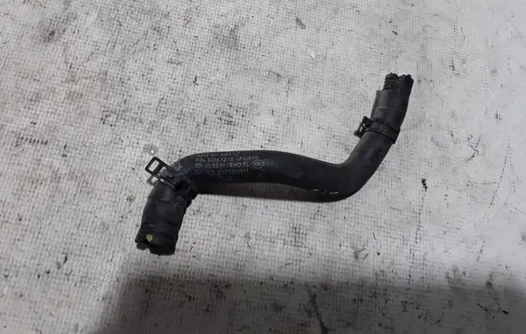 Mercedes-Benz CLA C117 X117 W117 Engine coolant pipe/hose A2465010258