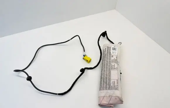 Volkswagen Touareg II Seat airbag 7P0880242A