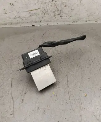 Peugeot 607 Heater blower motor/fan resistor F663530T